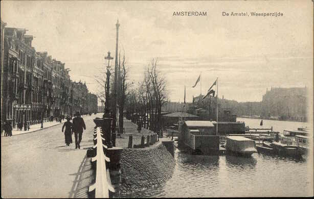 Amsterdam  De Amstel, Weesperzijde